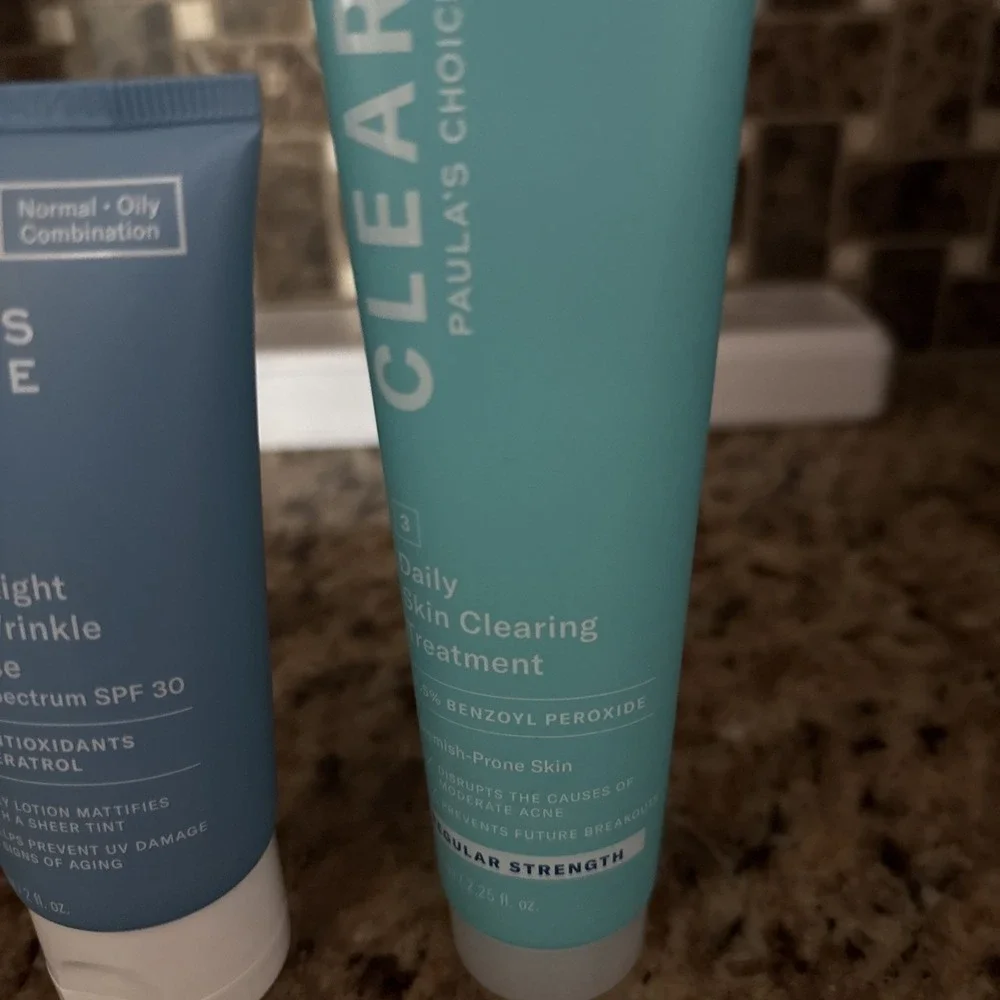 Paula's Choice Resist  Daily Wrinkle Defense + daily skin clearing 2.25 oz NWOB